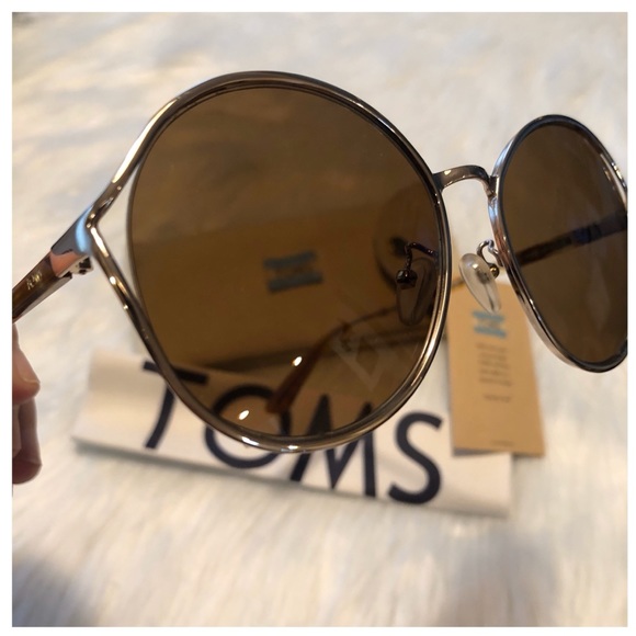 TOMS 58mm “Blythe” Round Sunglasses NWT Gold/Brown - Picture 5 of 8